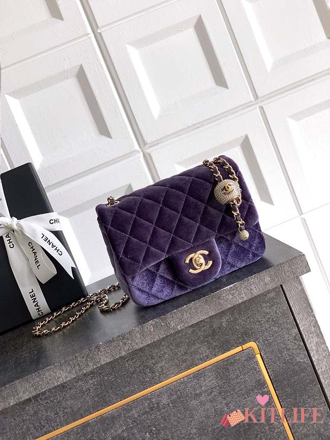 Kitlife Chanel 25B Purple Velvet Bag With Rhinestone Balls AS1786 18cm  - 1