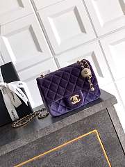 Kitlife Chanel 25B Purple Velvet Bag With Rhinestone Balls AS1786 18cm  - 1