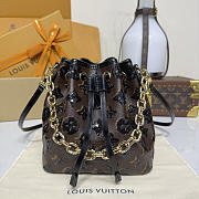 Kitlife Louis Vuitotn Noe BB Handbag M26284 22x13x17.5cm - 1