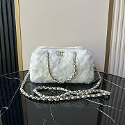 Kitlife Chanel Mini Handle Bowling Ball Classic Quilted Flap Bag White 18.5x11.5x10cm  - 1