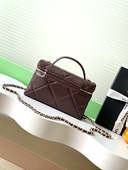 Kitlife Chanel 25 Quilted Vanity Bag Dark Brown AP4936 17x19.5x5cm  - 6