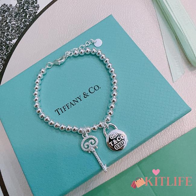 Kitlife Tiffany & Co. Silver Bead Bracelet With Charm & Key Tag  - 1