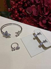 Kitlife Louis Vuitton 2025 Silver Full Diamond Round Bead Letter Earrings - 4