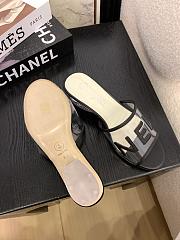 Kitlife Chanel 2025 Interlocking CC Logo Flip Flops Sandals Black - 3