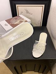 Kitlife Chanel 2025 Interlocking CC Logo Flip Flops Sandals White - 5