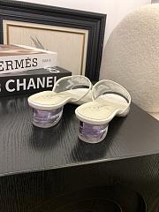 Kitlife Chanel 2025 Interlocking CC Logo Flip Flops Sandals White - 2