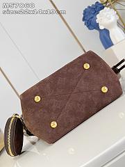 Kitlife Louis Vuitton LV Ski Bella Bag Chocolate Suede Leather and Shearling M57068 22x14x19cm  - 4