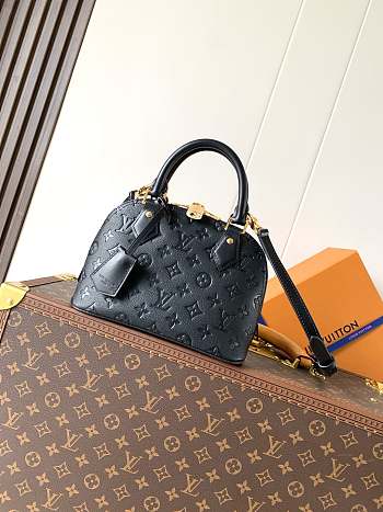 Kitlife Louis Vuitton Alma BB Bag Black M26409 23.5x17.5x11.5cm