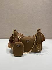Kitlife Prada Re-Edition 2005 Re-Nylon Bag Brown 1BH204 22x12x6cm - 1