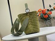 Kitlife Louis Vuitton Sac Capucines MM Souple Bag Green Suede Leather M25485 33x24x12cm - 4
