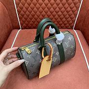 Kitlife Louis Vuitton Keepall Bandoulière Bag Green M26930 25x15x11cm - 4