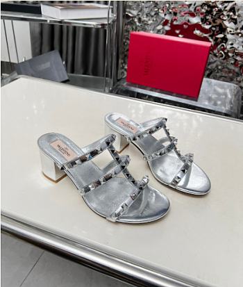 Kitlife Valentino Garavani Rockstud Sandals In Silver