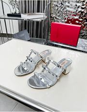 Kitlife Valentino Garavani Rockstud Sandals In Silver - 4
