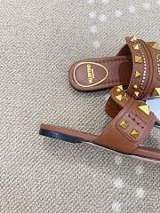 Kitlife Valentino Garavani Plaster Caster Brown Goatskin Thong Sandals  - 3