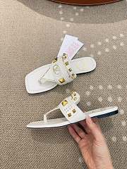 Kitlife Valentino Garavani Plaster Caster White Goatskin Thong Sandals - 6