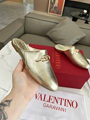 Kitlife Valentino VLogo Gate Gold Leather Loafers  - 5