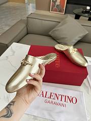 Kitlife Valentino VLogo Gate Gold Leather Loafers  - 2
