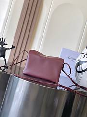 Kitlife Celine Trio Flap Bag In Burgundy Smooth Lambskin 22x14x4cm  - 1
