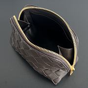 Kitlife Bottega Veneta Intrecciato Small Beauty Pouch Dark Brown 764044 16.5x10.5x9cm - 3