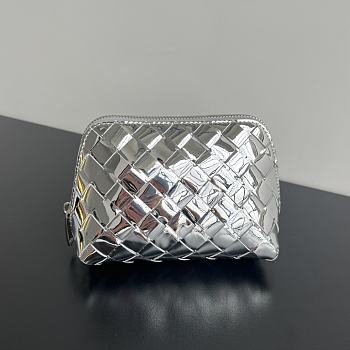 Kitlife Bottega Veneta Intrecciato Small Beauty Pouch Silver 764044 16.5x10.5x9cm 