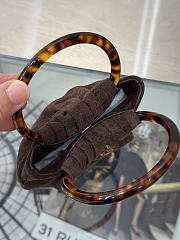 Kitlife Chanel Mini Pouch Dark Brown Suede Calfskin, Turtoise-Shell Effect Plexi & Gold-Tone Metal AP4981 12x9x5cm - 2