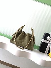 Kitlife Chanel 25s Drawstring Bucket Hobo Bag Green Beige Leather 20x22x12.5cm - 4