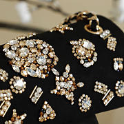 Kitlife Chanel 25A Paris Grand Palais Runway Limited Edition Badge Bag Black 10x20x7cm - 5