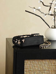 Kitlife Chanel 25A Paris Grand Palais Runway Limited Edition Badge Bag Black 10x20x7cm - 4