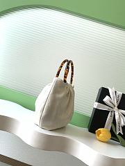 Kitlife Chanel Small Hobo Bag White Leather AS6022 18x24x12cm - 4