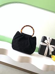 Kitlife Chanel Small Hobo Bag Black Suede AS6022 18x24x12cm  - 4