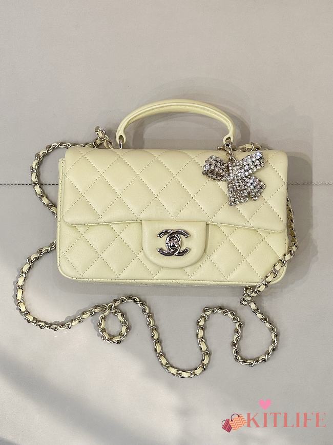 Kitlife Chanel Classic CF Mini Metal Handle Bag Yellow 20x12x6cm - 1