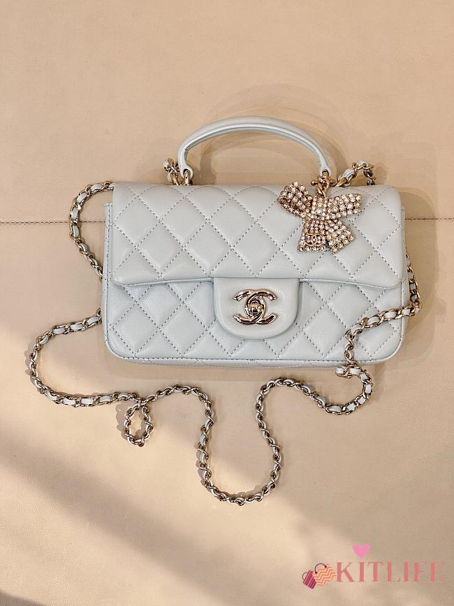 Kitlife Chanel Classic CF Mini Metal Handle Bag White 20x12x6cm  - 1