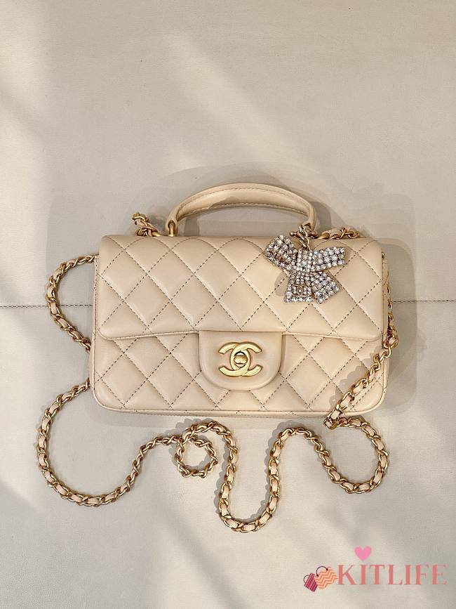 Kitlife Chanel Classic CF Mini Metal Handle Bag Beige 20x12x6cm  - 1