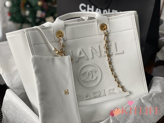 Kitlife Chanel Bordeaux Leather Deauville Studded Logo Tote Bag White A66941 30×50×22cm  - 1
