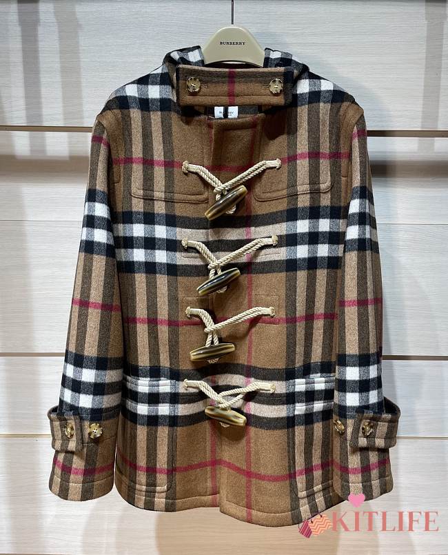 Kitlife Burberry Checked Horn Button Short Cashmere Wool Coat  - 1