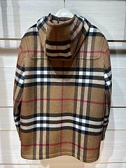 Kitlife Burberry Checked Horn Button Short Cashmere Wool Coat  - 3