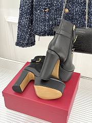 Kitlife Valentino V Metal Buckle Platform High-Heeled Ankle Boots Black - 4
