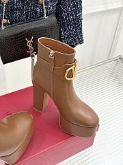 Kitlife Valentino V Metal Buckle Platform High-Heeled Ankle Boots Brown - 5