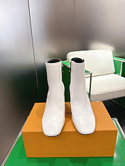 Kitlife Louis Vuitton Silhouette Ankle Boots in White - 5