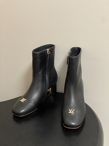 Kitlife Louis Vuitton Swing Ankle Boots Black 