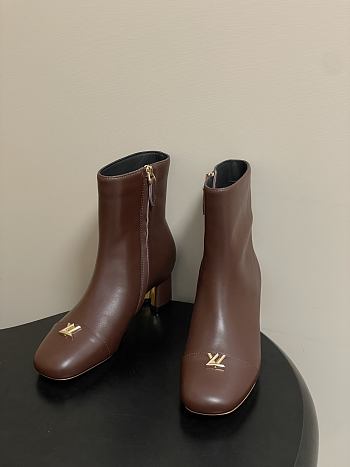 Kitlife Louis Vuitton Swing Ankle Boots Dark Brown