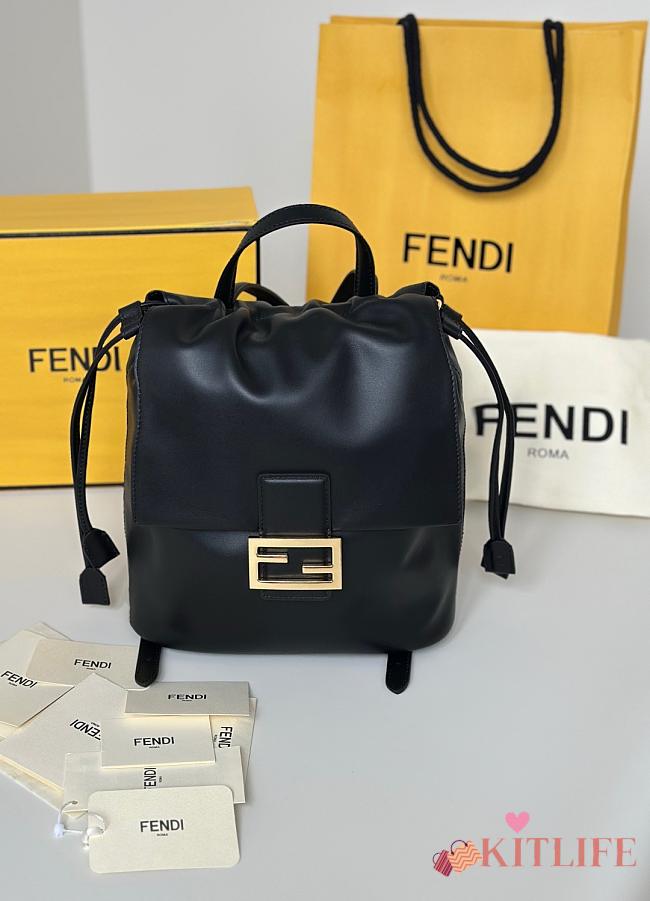 Kitlife Fendi Backpack Black 8689 23x12x26 - 1