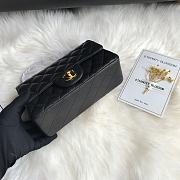Kitlife Chanel Classic Flap Bag Lambskin Black In Gold Hardware 20x14x7cm - 3
