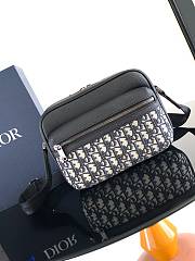 Kitlife Dior Rider 2.0 Zipped Messenger Bag Beige & Black Oblique Jacquard 23x17x7.5cm - 1