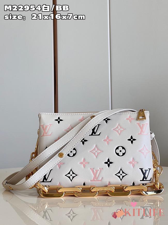 Kitlife Louis Vuitton Coussin BB Tricolor Bag M22954 21x16x7cm  - 1