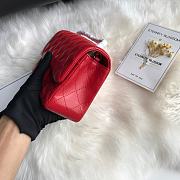 Kitlife Chanel Classic Flap Bag Lambskin Red In Gold Hardware 20x14x7cm  - 2