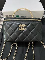 Kitlife Chanel Lambskin Quilted Crystal Top Handle Vanity Black 17cm - 1