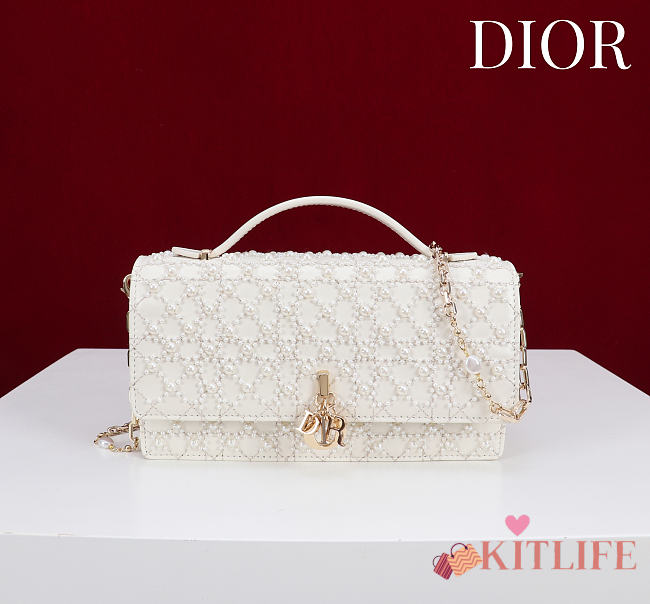 Kitlife Dior Embroidered Beaded White Chain Bag 21x11.5x4cm  - 1