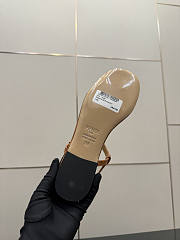 Kitlife Fendi Delfina FFold Dark Flip-flops Beige Cowhide Leather  - 6