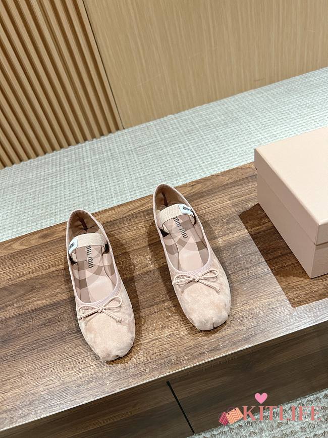Kitlife Miu Miu Women's Beige Suede Ballerina Strap Flats - 1